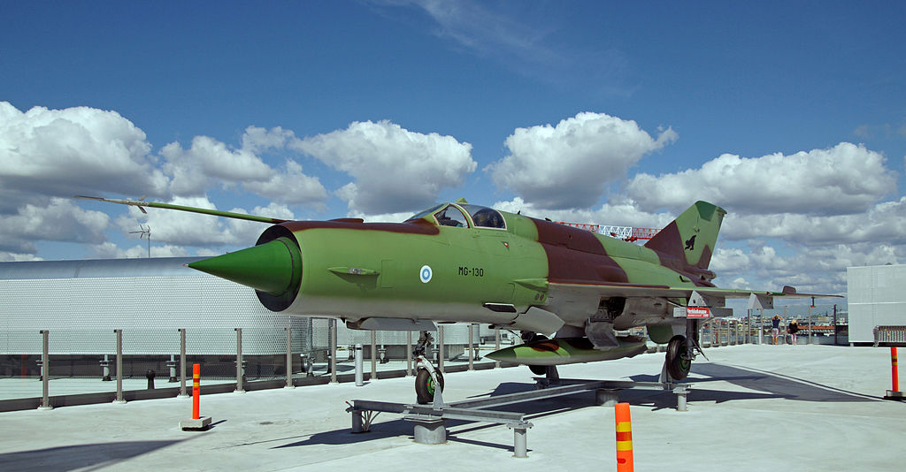 Wikipedia // МиГ-21 выпускался более 30 лет, став основным истребителем ВВС СССР и самым массовым реактивным самолетом в мире, находясь на вооружении 49 стран.