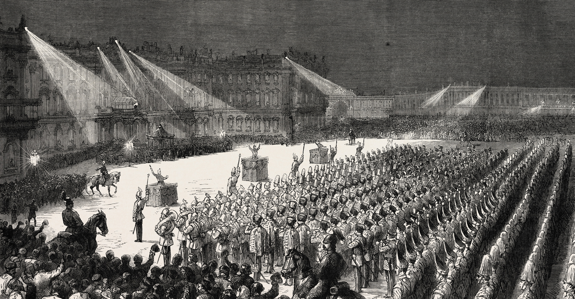 Фотография: gettyimages.com // Военный концерт, освещаемый электрическим светом с Зимнего дворца (1873 год)