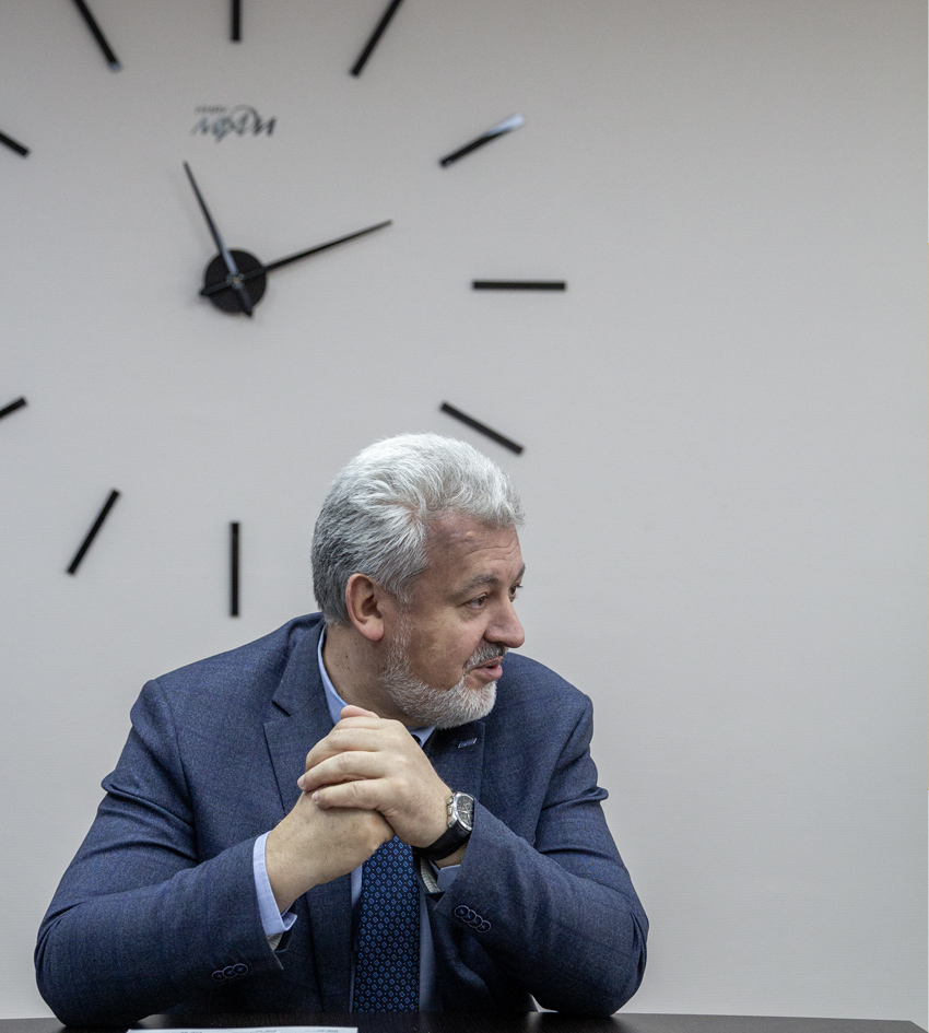 КУЗНЕЦОВ МИФИ.jpg