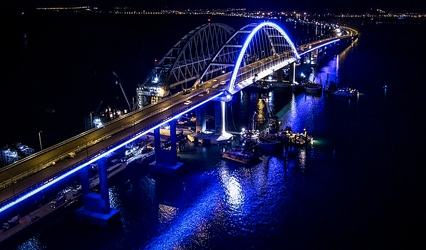 Электрификация Крымского моста