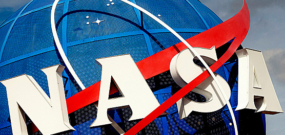 NASA прижимают к Земле